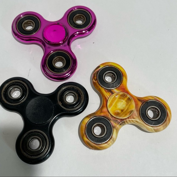 3 Figet Spinners - Picture 1 of 2